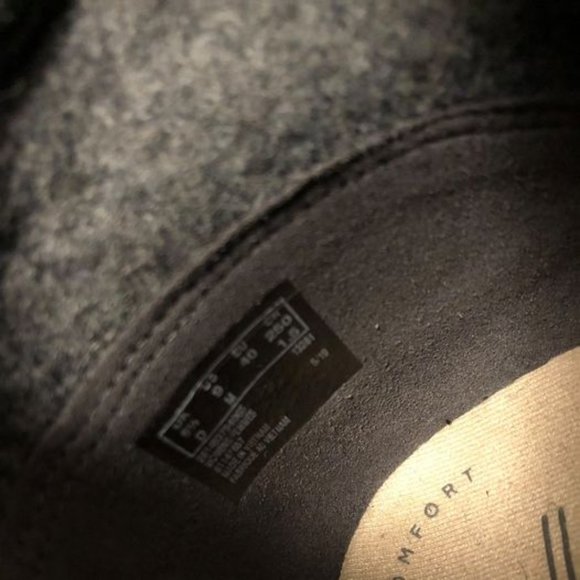 Clarks Collection Lace-up Water Resistant Boots - Picture 6 of 6